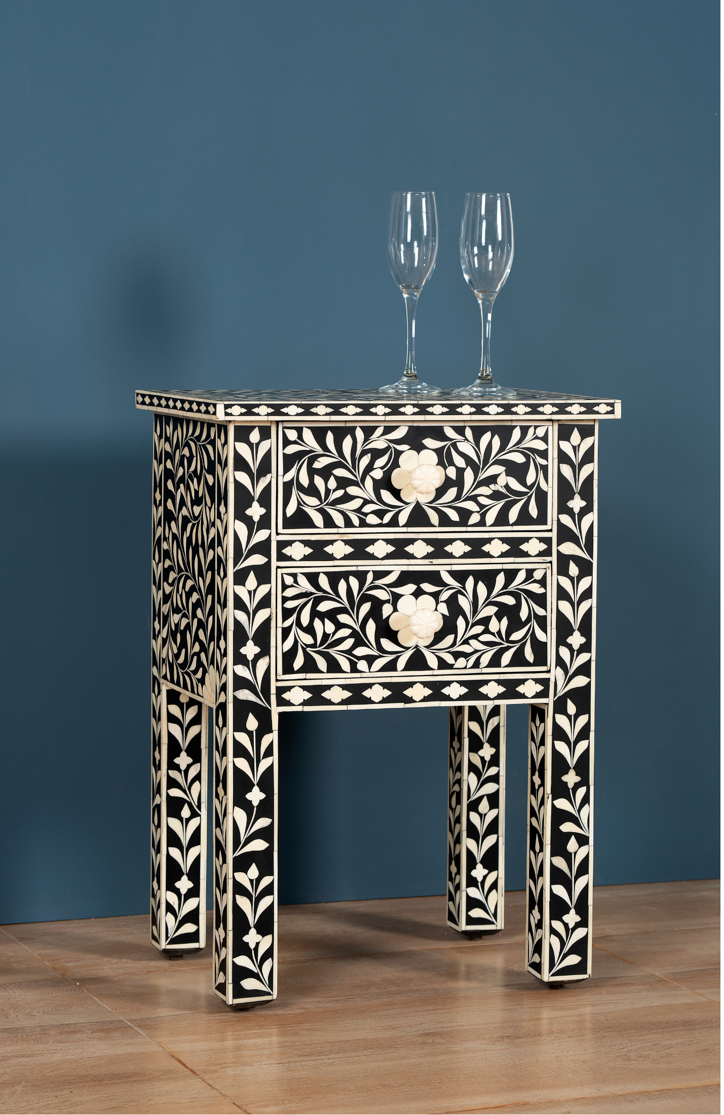 Noir Bloom Inlay side Table