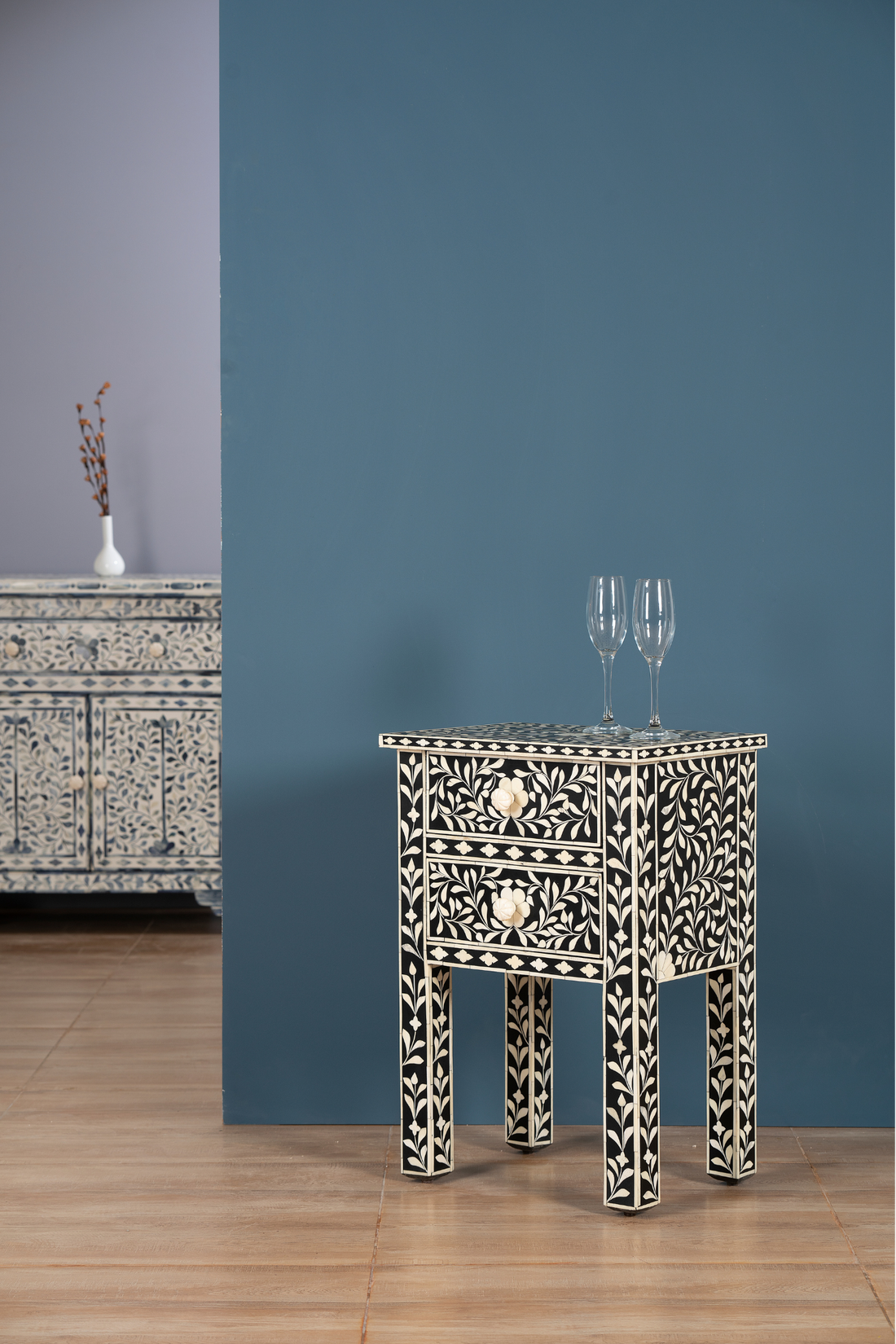 Noir Bloom Inlay side Table