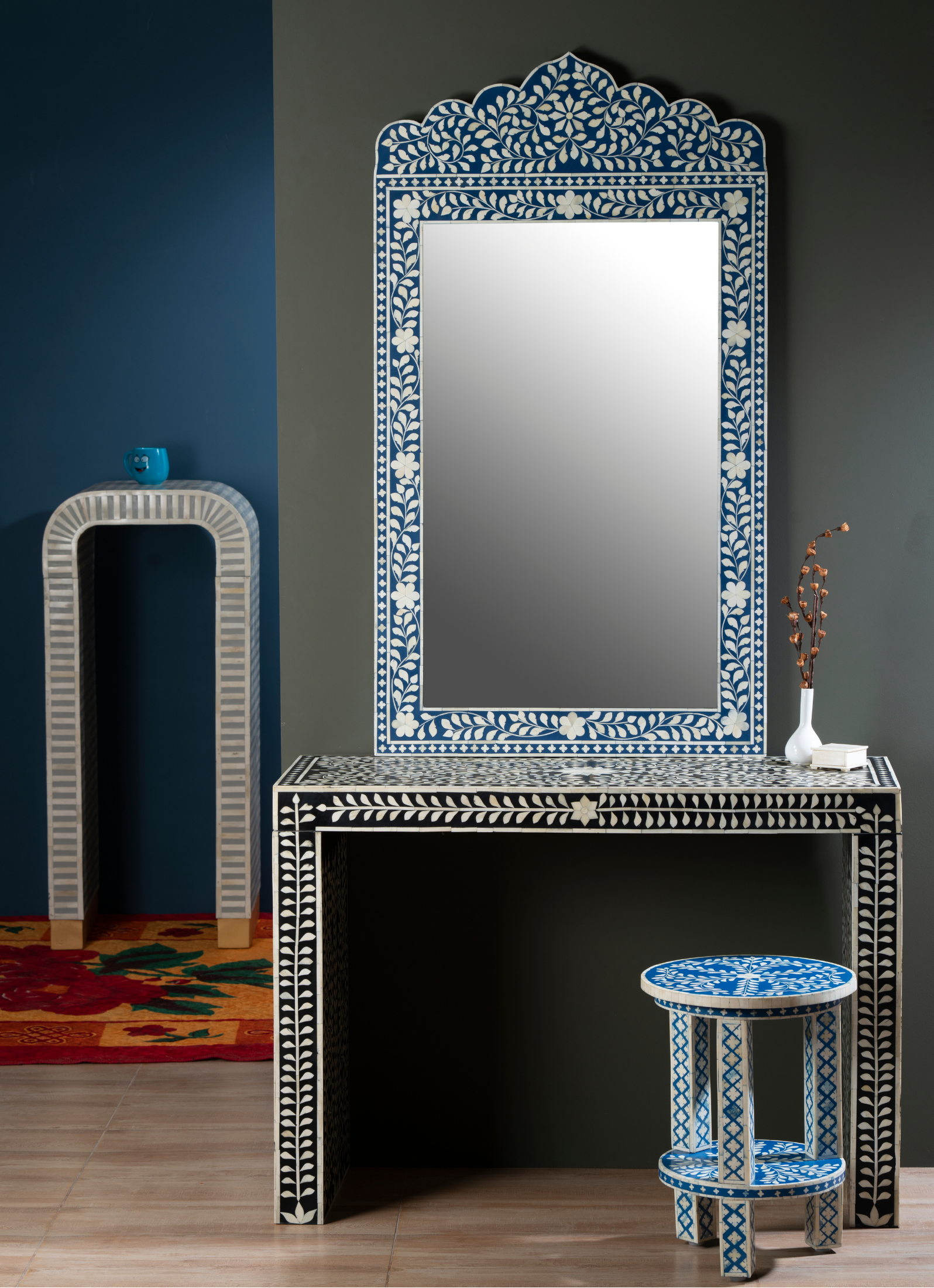 Azure Blossom Crown Inlay Wall Mirror
