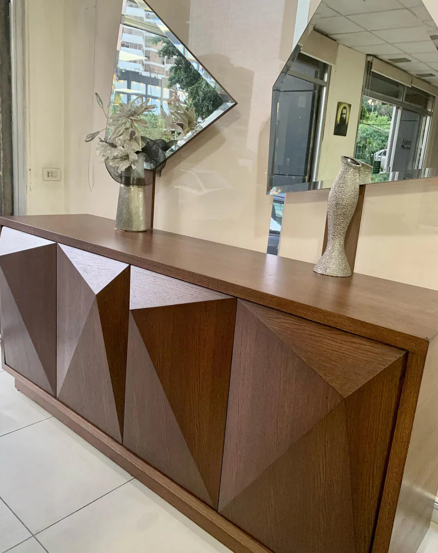 Hurbtine Sideboard