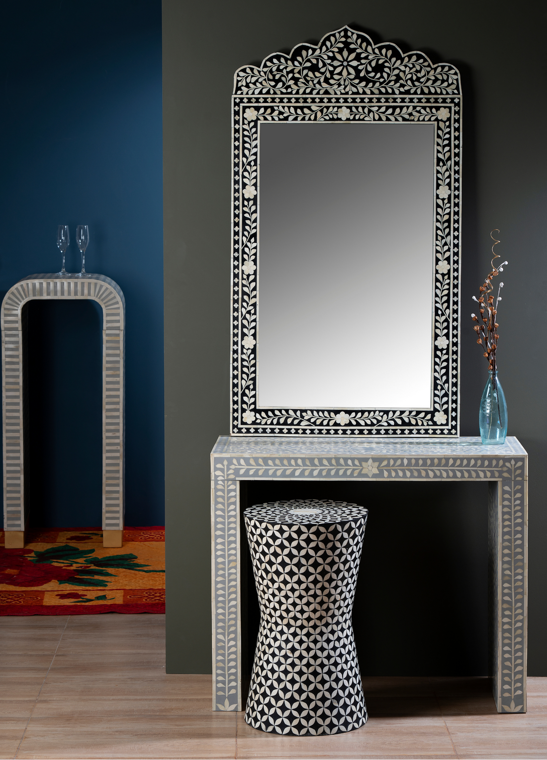 Noir Crown Inlay Wall Mirror