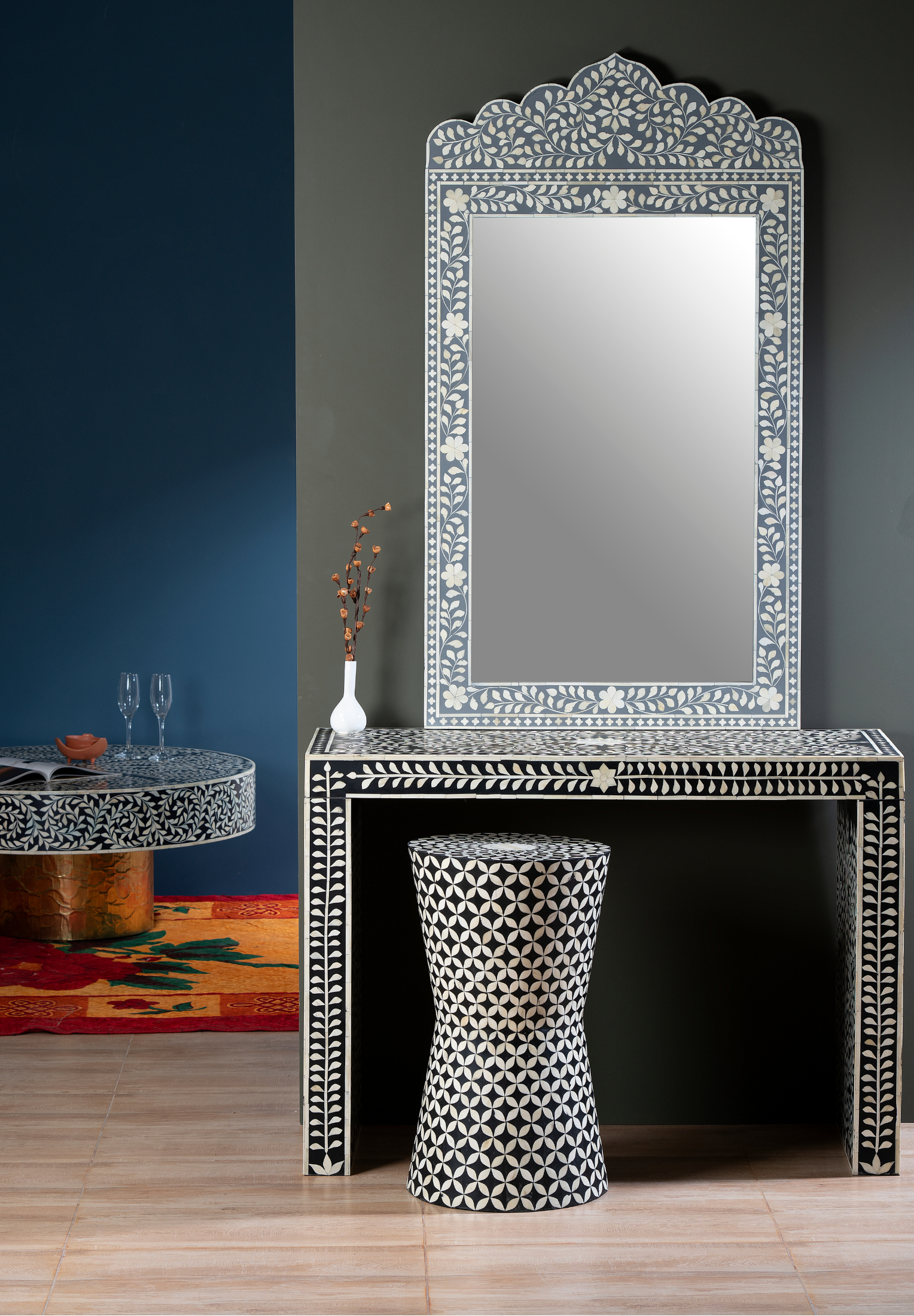 Floral Crest Pearl Inlay Wall Mirror
