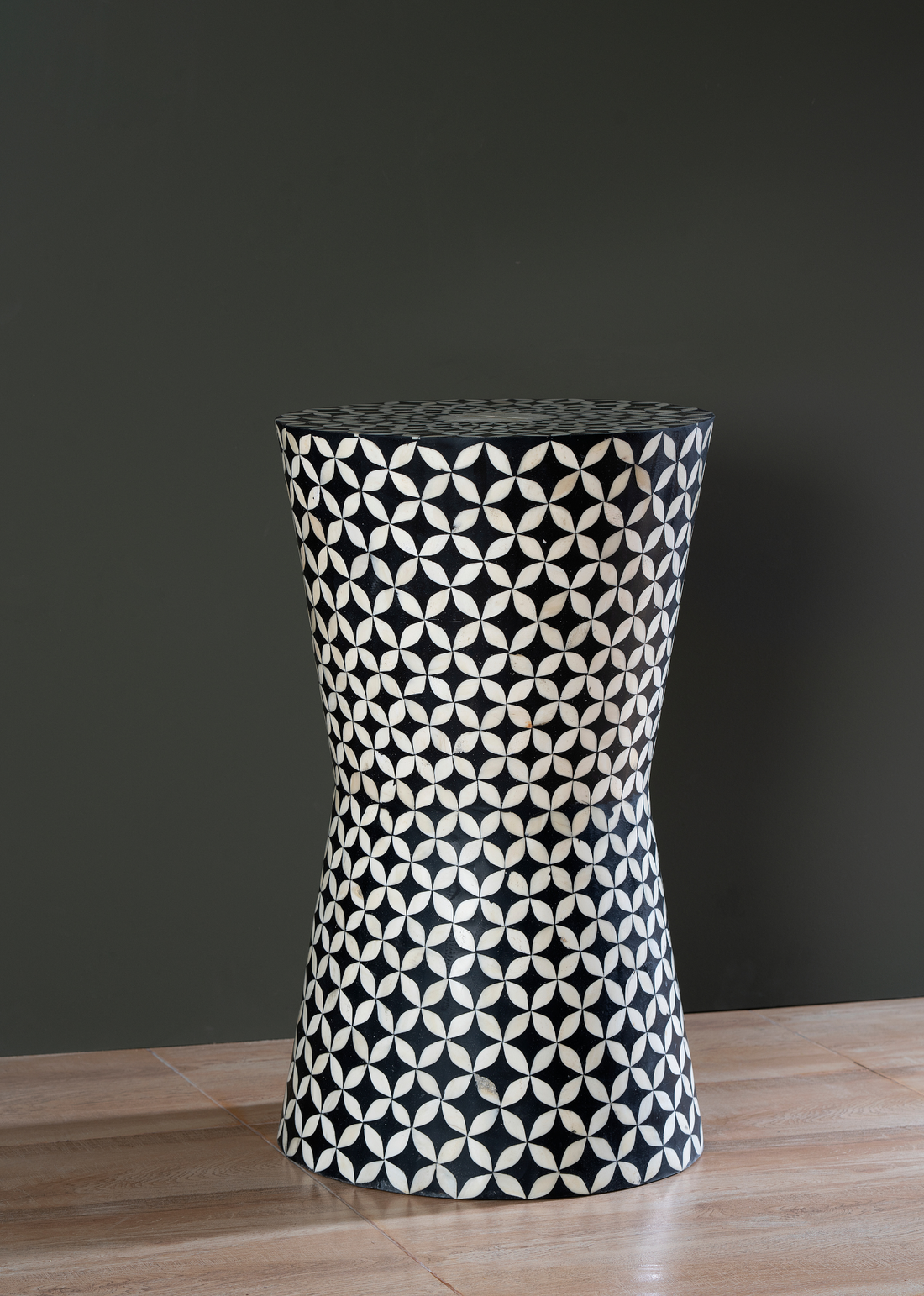 Noir Geo Inlay Accent Pedestal