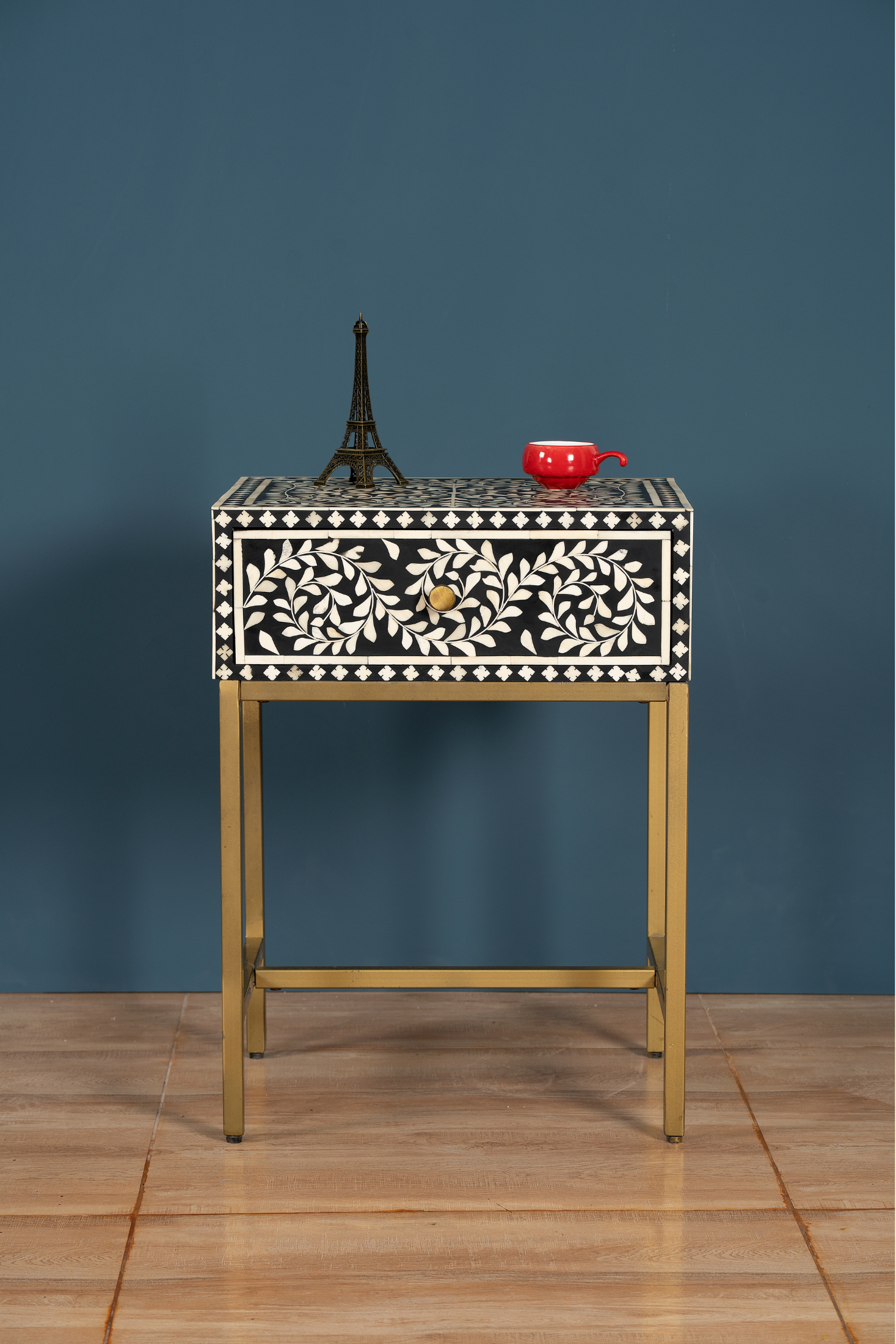 Noir Vine Inlay Side Table