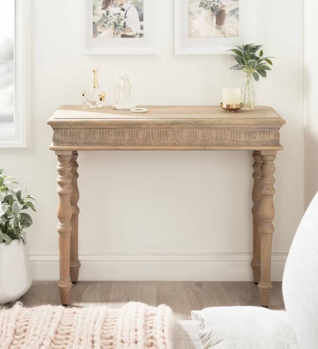 Kate and Laurel Patresa Carved Wood Console Table