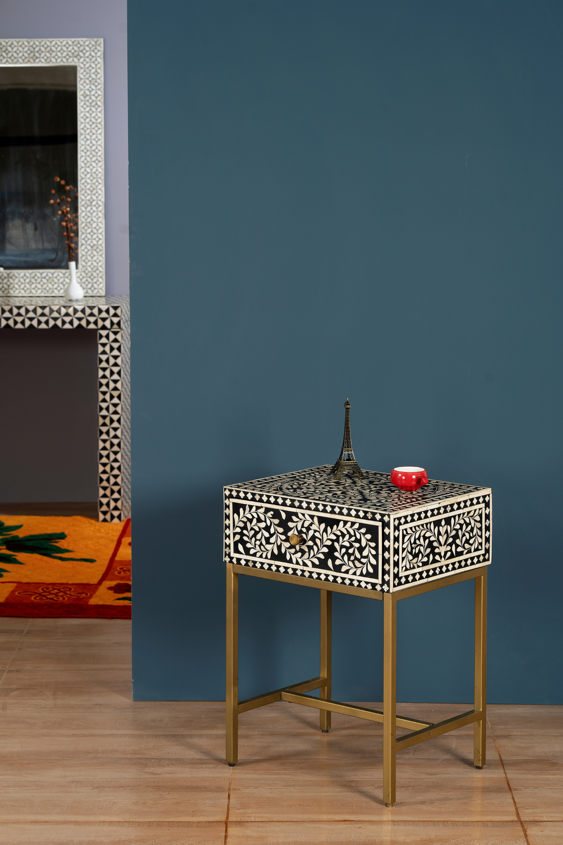 Noir Vine Inlay Side Table