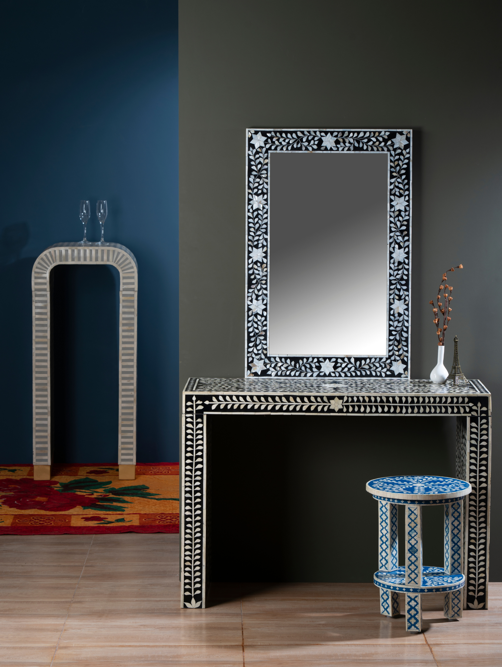 Noir Blossom Inlay Wall Mirror