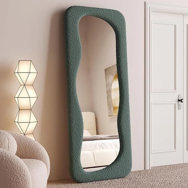 Mossveil Mirror