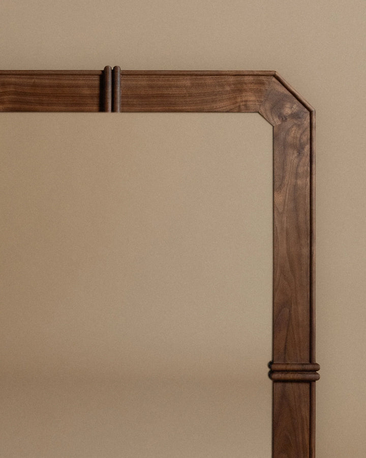Grens Mirror