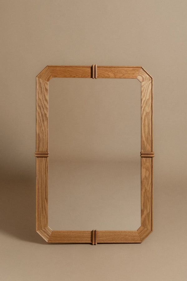 Grens Mirror