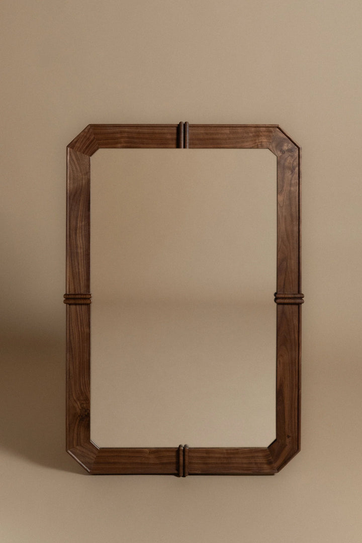 Grens Mirror