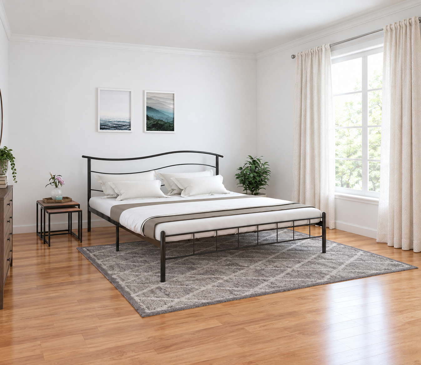 Swayline Bed