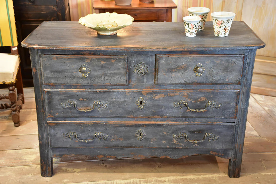 Accent TV Console