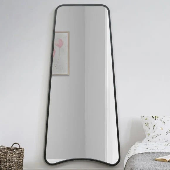 Noctra Lean Mirror