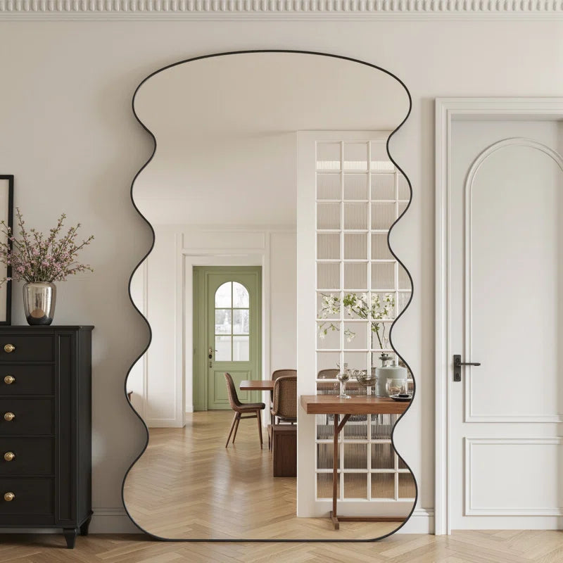 Wave-designed Mirror