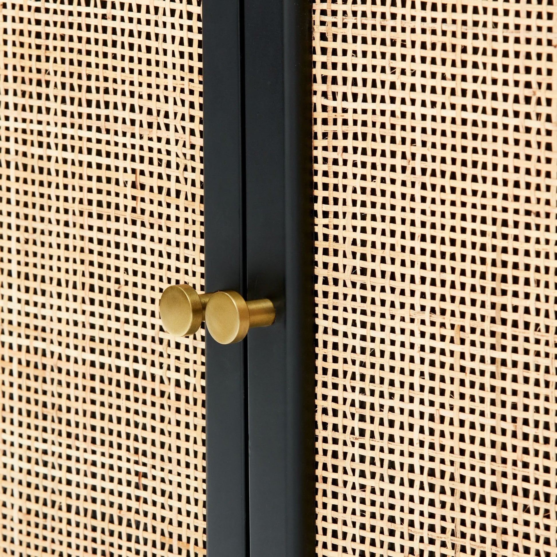 Aden Woven Media Console
