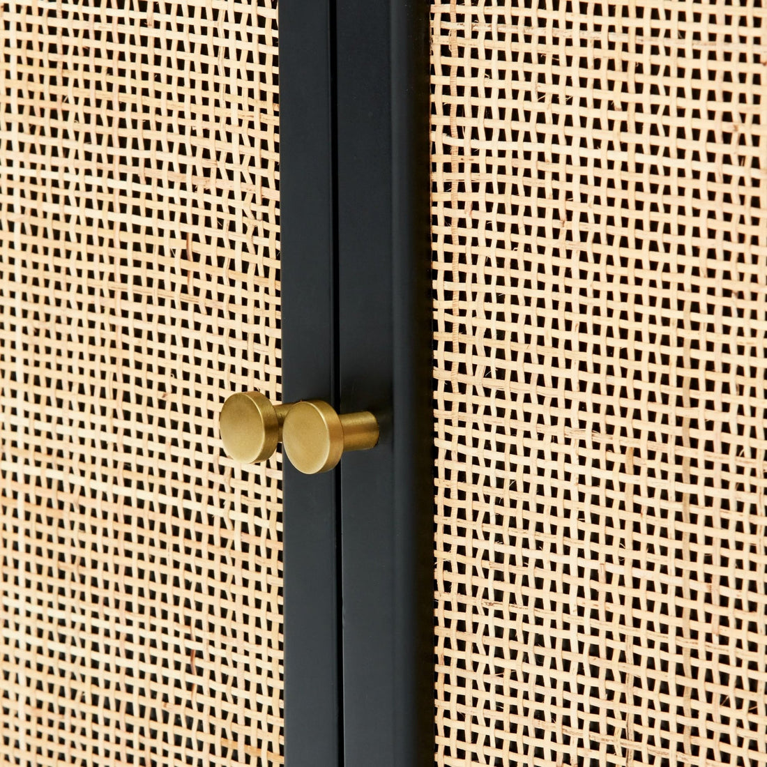 Aden Woven Media Console