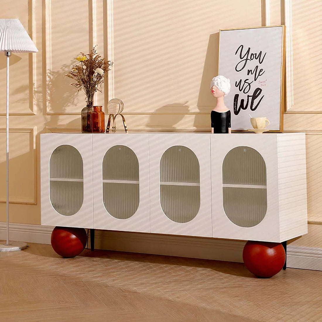 LAINEY CABINET